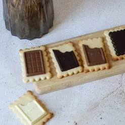 Biscuits school - Emporte-pièce et moule à chocolat pour goûters gourmands