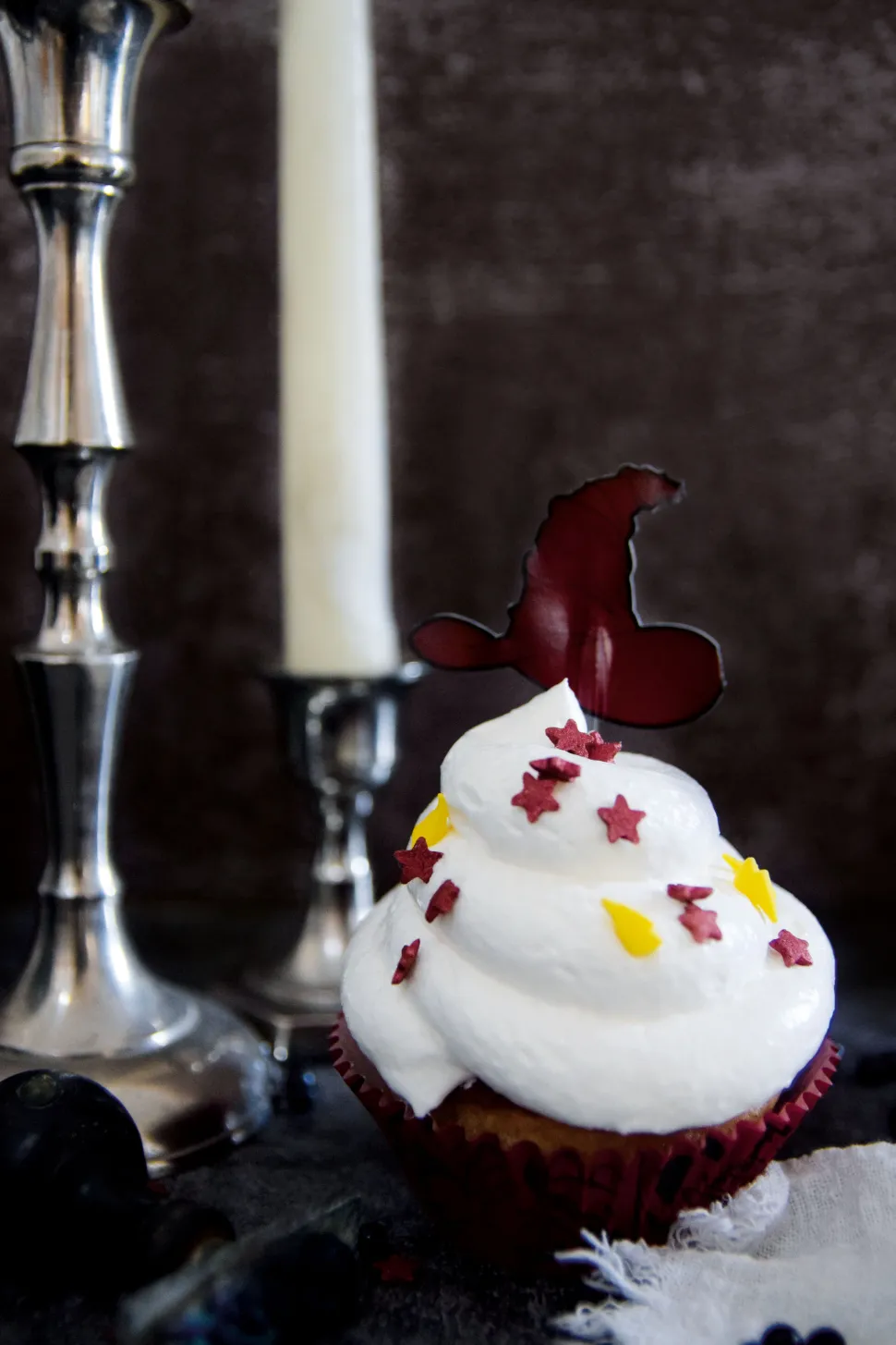 24 Caissettes + cake toppers Sorcier