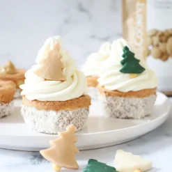 Décorations sapins de Noël en pâte d'amande