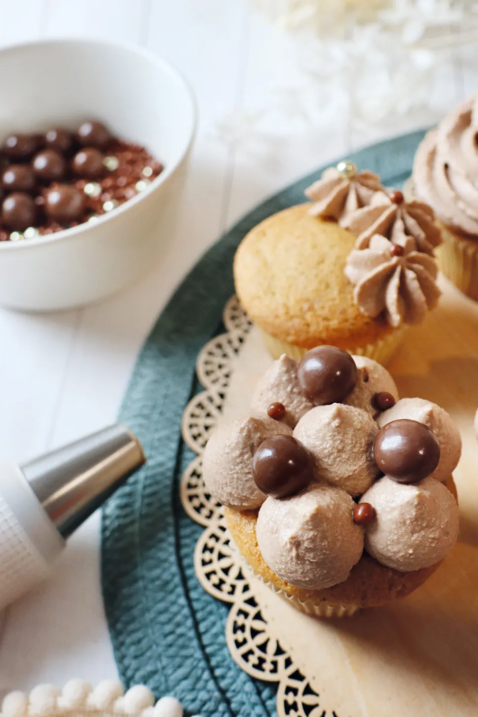 Décors perles chocolat lait et doré 50g